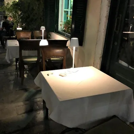 Leone Old Town Apartment Corfu (city)