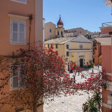 Апартаменты Leone Old Town