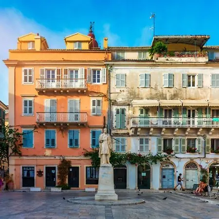 Leone Old Town
