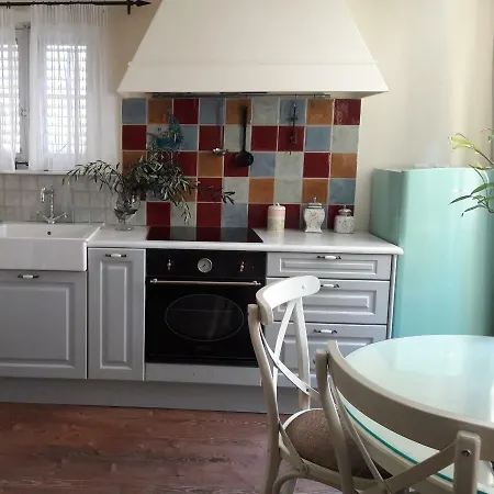 Leone Old Town * Corfu (city)